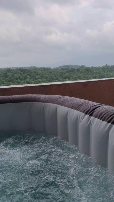 Jomaria'S - Roof-Top Jacuzzi With Scenic Views Villa Neral Exterior photo